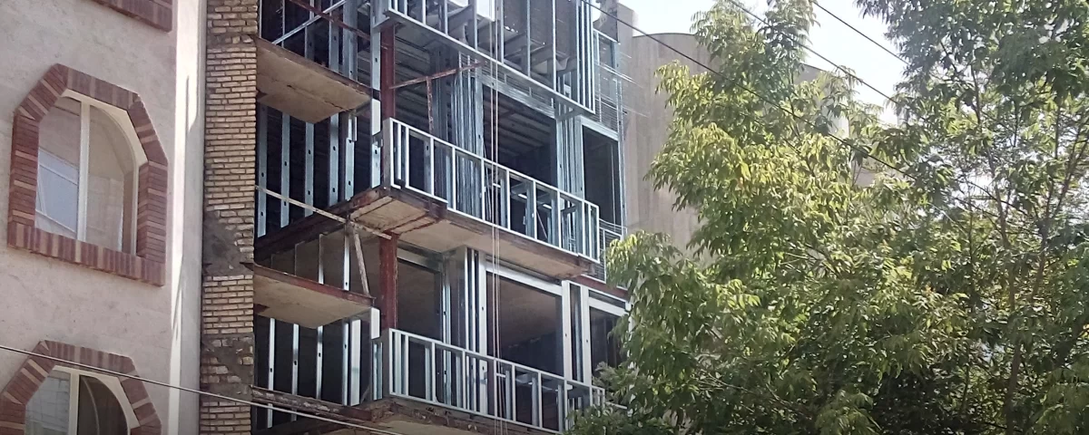 نوآوری‌های طراحی و اجرای نمای ساختمان با استفاده از سیستم LSF